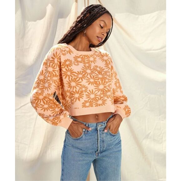 L*Space Plumeria Pullover Size M - Picture 2 of 13